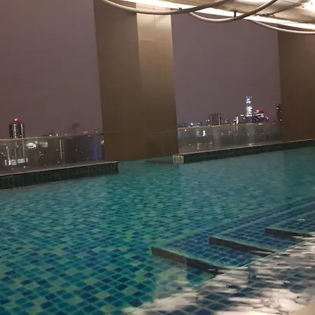 Mcity With Pool Kl City View